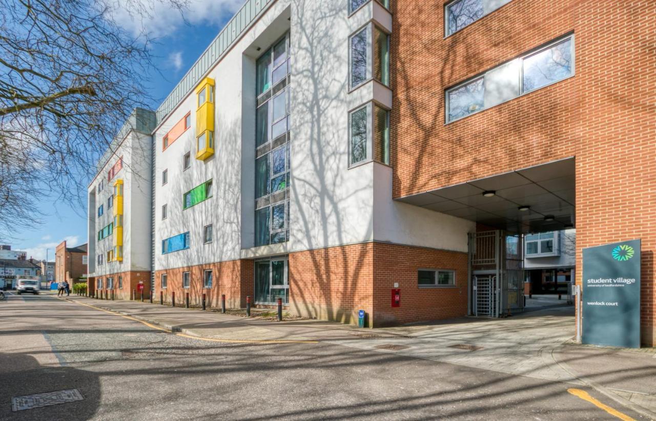Bright & Central Room In Luton, Sleeps 2 Luton  Exterior foto